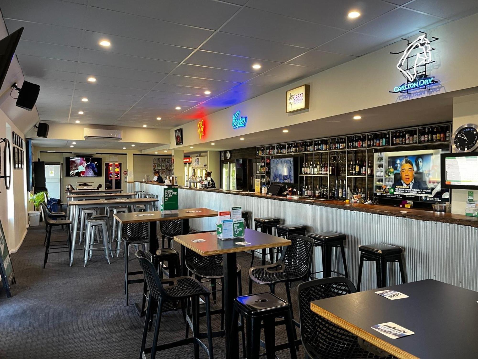 וואלארו The Anglers Inn מראה חיצוני תמונה